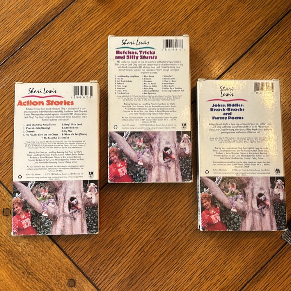 Shari Lewis Lamb Chop Play-Along VHS Tapes - Picture 3 of 3